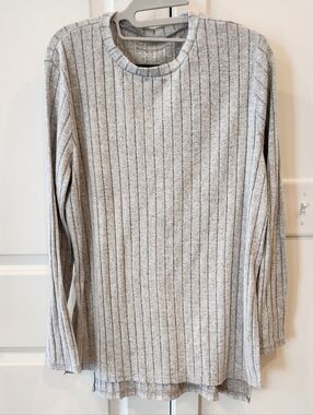 Light Gray Ribbed Long Sleeve Knit Top